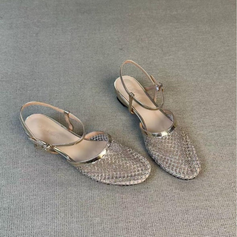 صنادل نسائية جديدة 2026 بكعب و - مراجعة Fishing Equipment Net وسعره